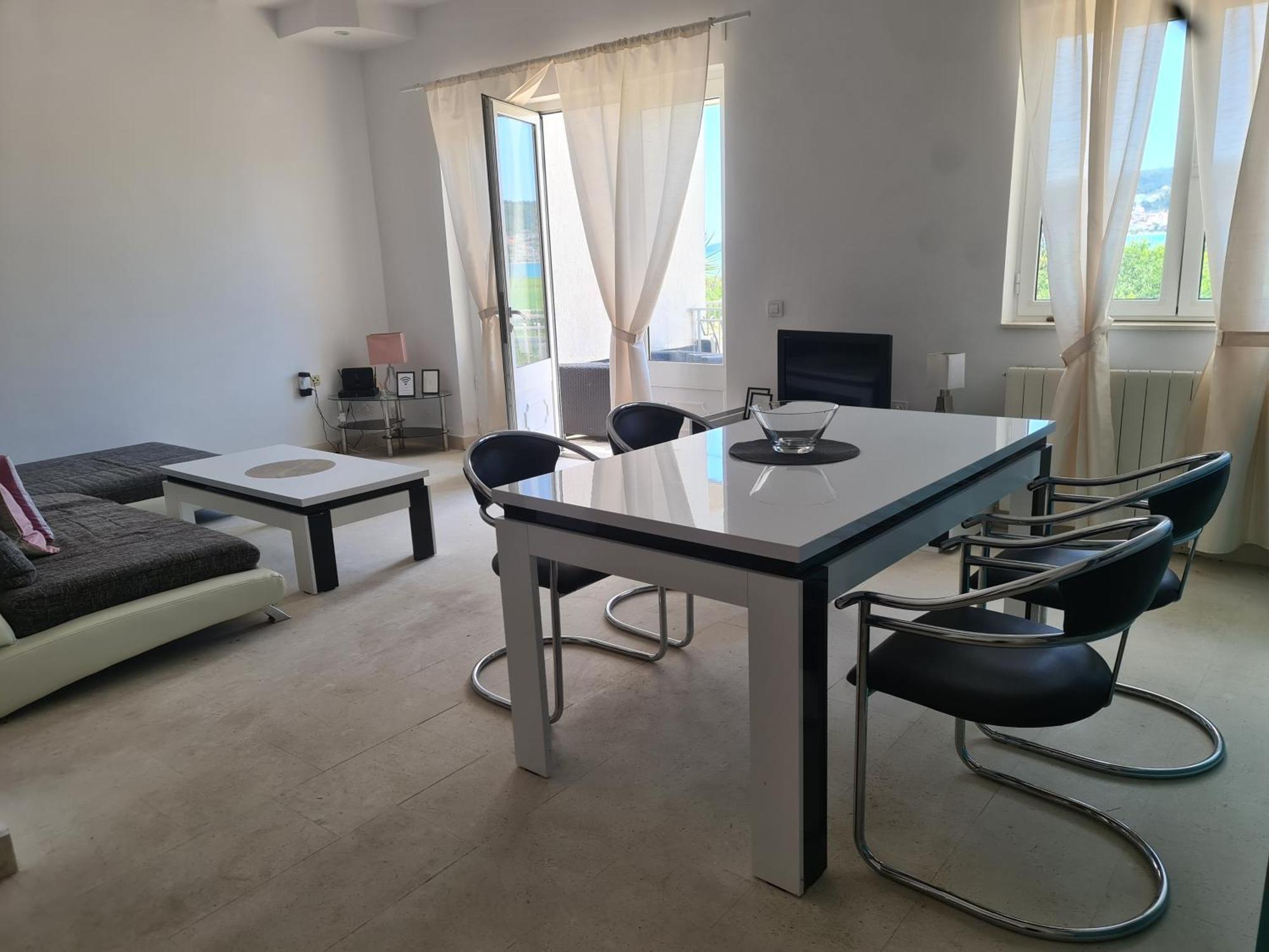 Bridge And Beach Apartments تروغير المظهر الخارجي الصورة