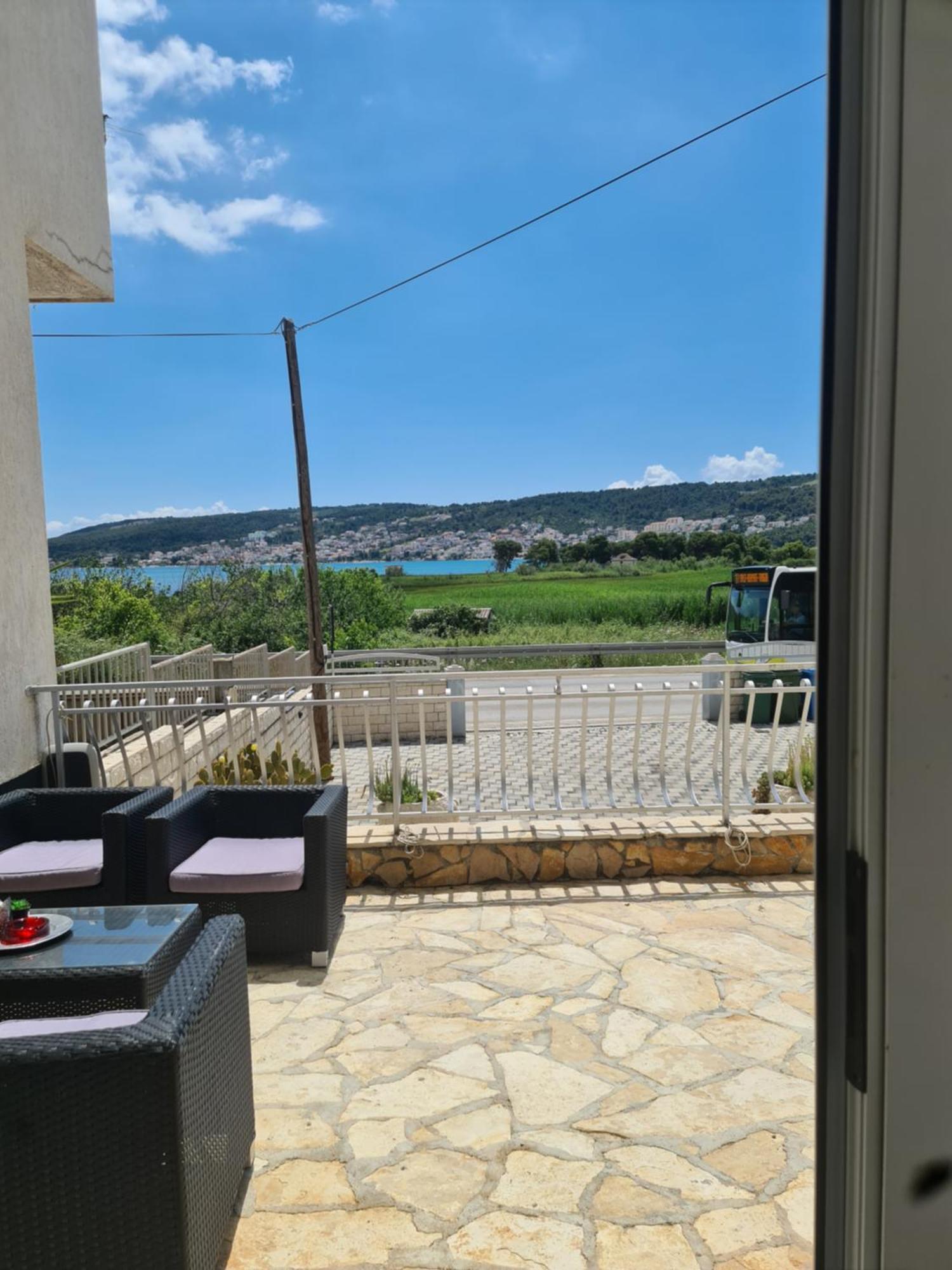 Bridge And Beach Apartments تروغير المظهر الخارجي الصورة