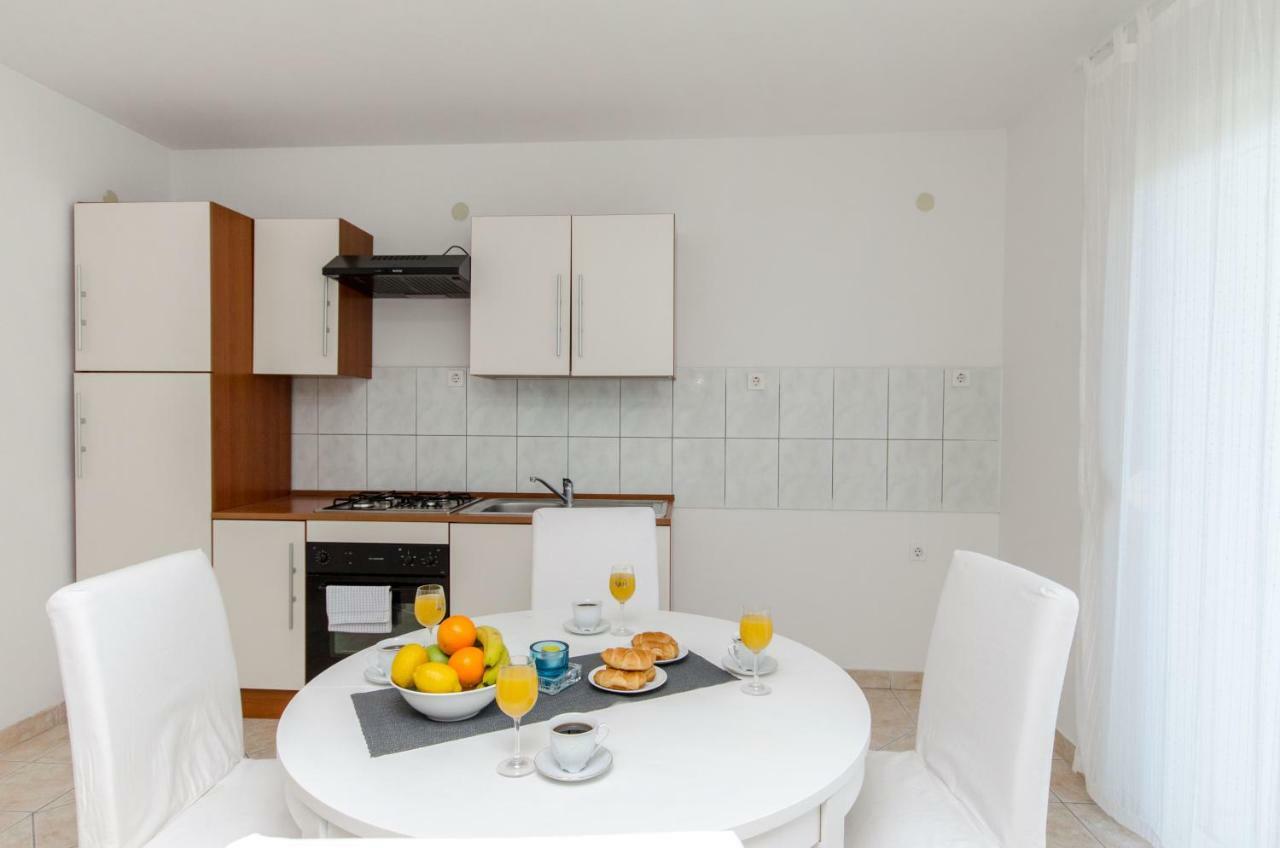 Bridge And Beach Apartments تروغير المظهر الخارجي الصورة
