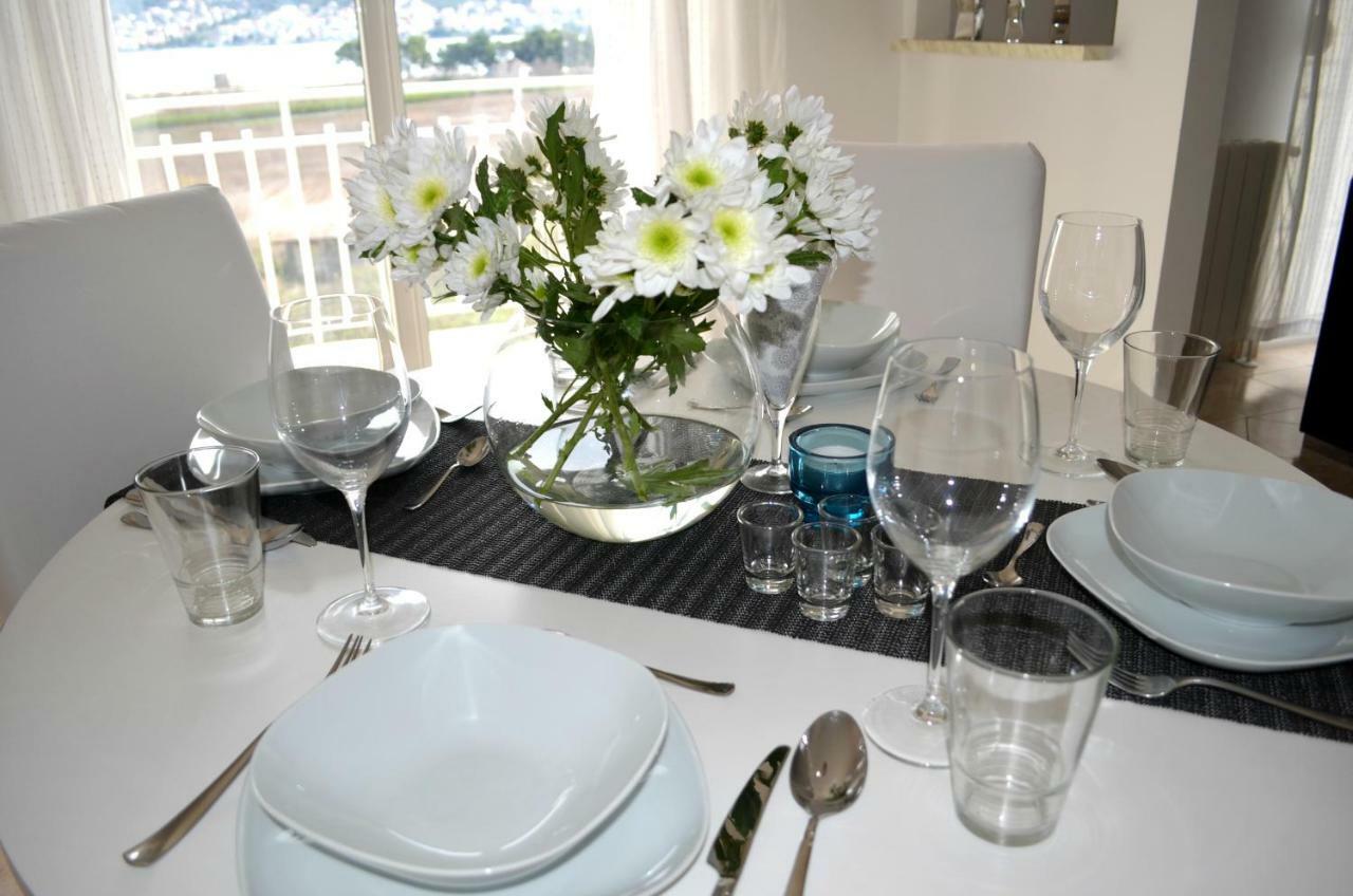 Bridge And Beach Apartments تروغير المظهر الخارجي الصورة